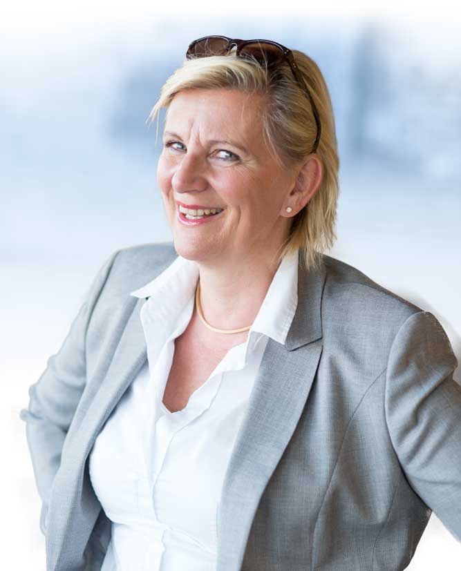 Christine Siegert-Anders von InterAktion. Organisationsentwicklung – Personalentwicklung, Managementtraining, Organisationsentwicklung und Moderation